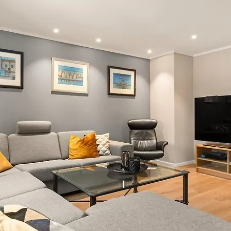 141sqm For Family I Free Parking I Bathtub Holiday home